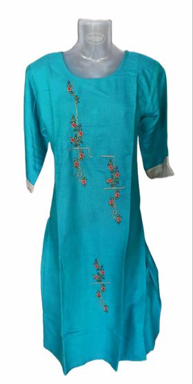 Baanvi Kurti Set